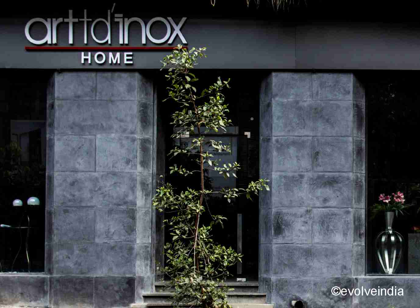 Exterior Design Exterior Wall Texture Design of A Commercial Space done by Evolve India using decorative concrete finishes