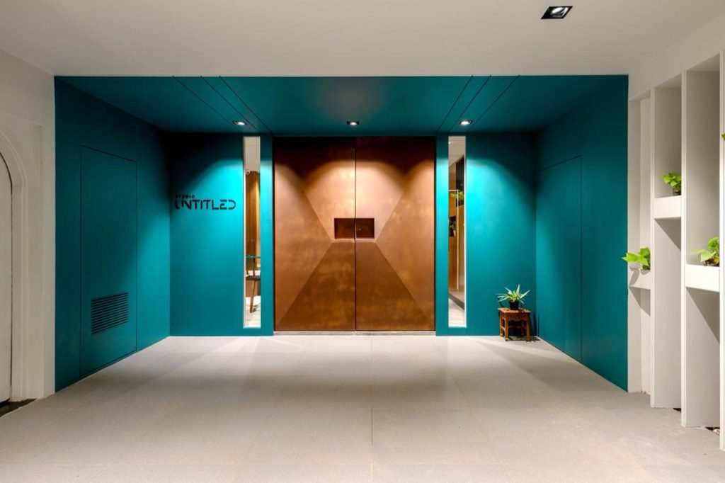 Rust Finished Interiors by Evolve India