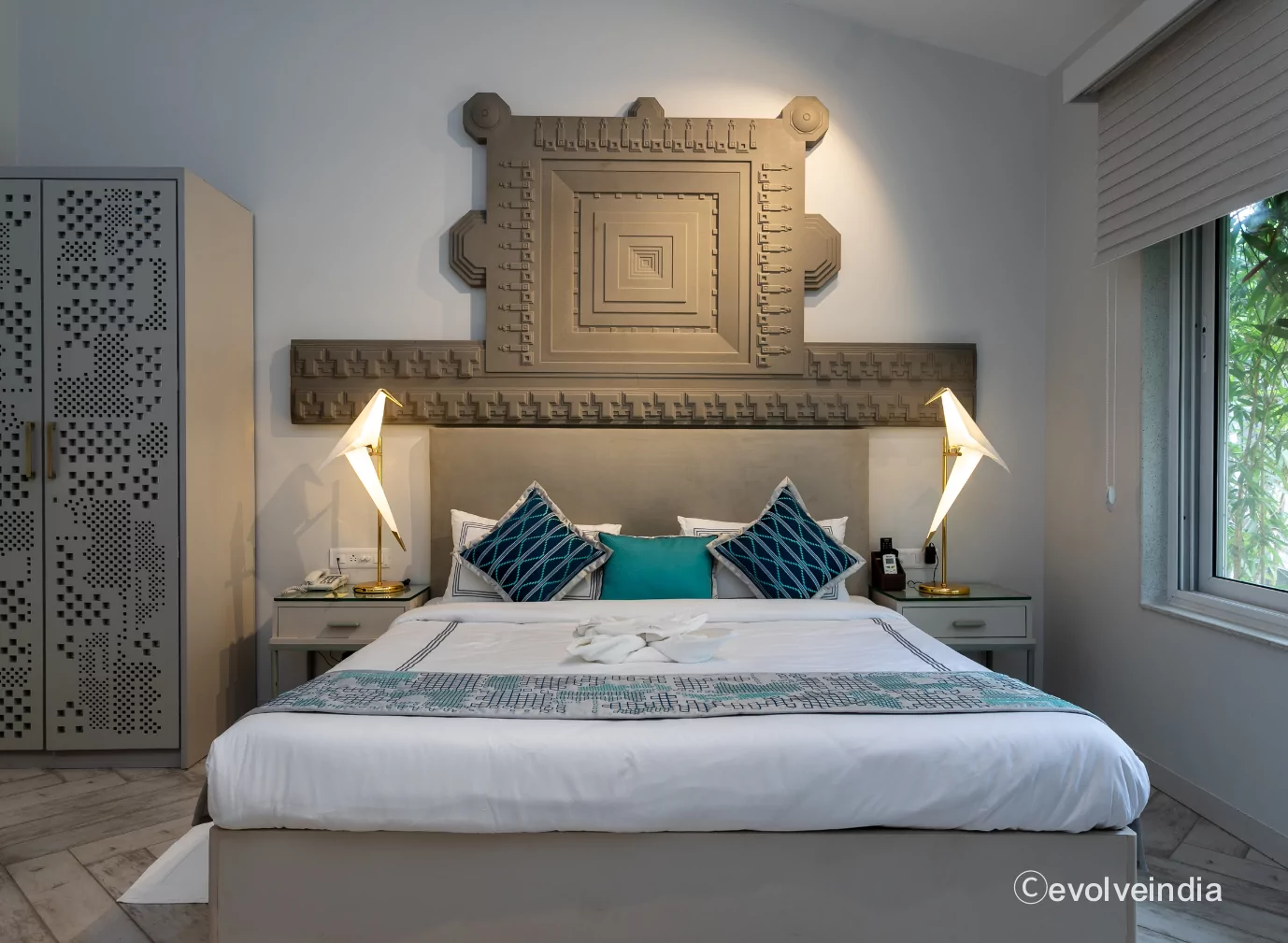 Concrete Finish Bed Back Concrete Finish Bed Back Wall By Evolve India